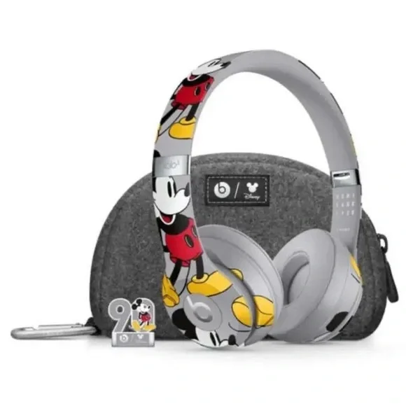 Beats Dr Dre Solo 3 Mickey 90th Anniv. Limited Edition Headphones - Picture 5 of 9